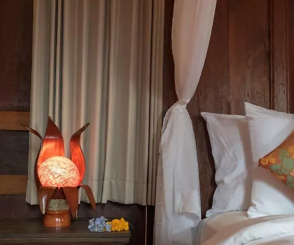 Lodge Uma Lanne - A Wooden Hideway Villas *